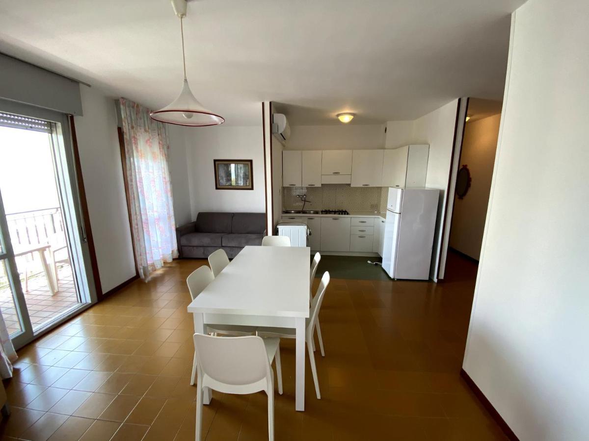 Condominio Aquilone Линяно Сабиадоро Екстериор снимка